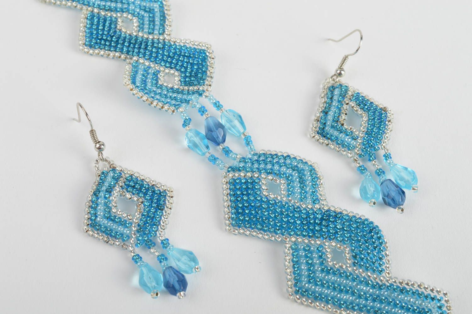 Handmade beaded jewelry set 2 items wrist bracelet and earrings Blue Rhombus photo 4