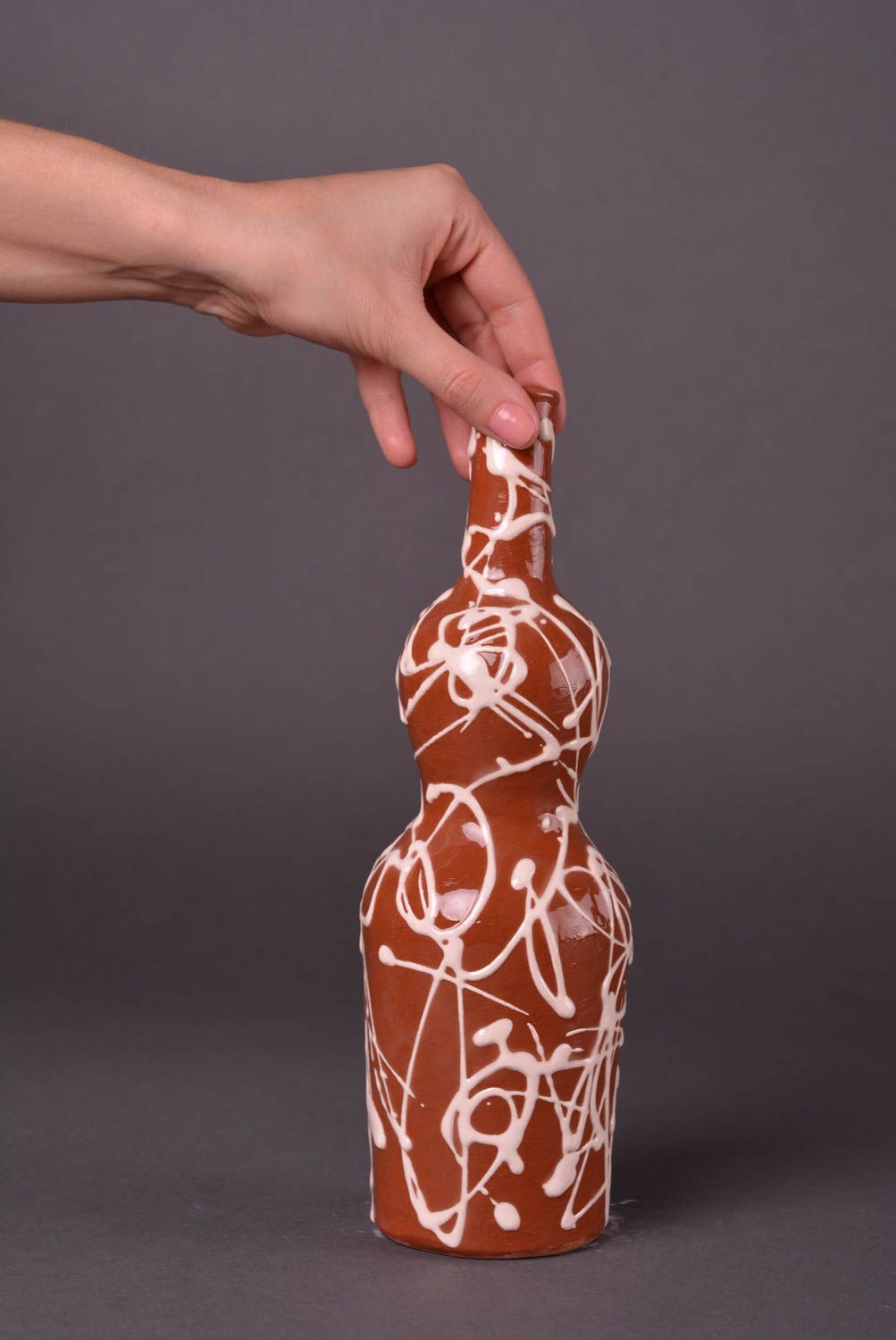 Подарок ручной работы глиняная бутылка авторская керамическая бутылка 500 мл фото 2