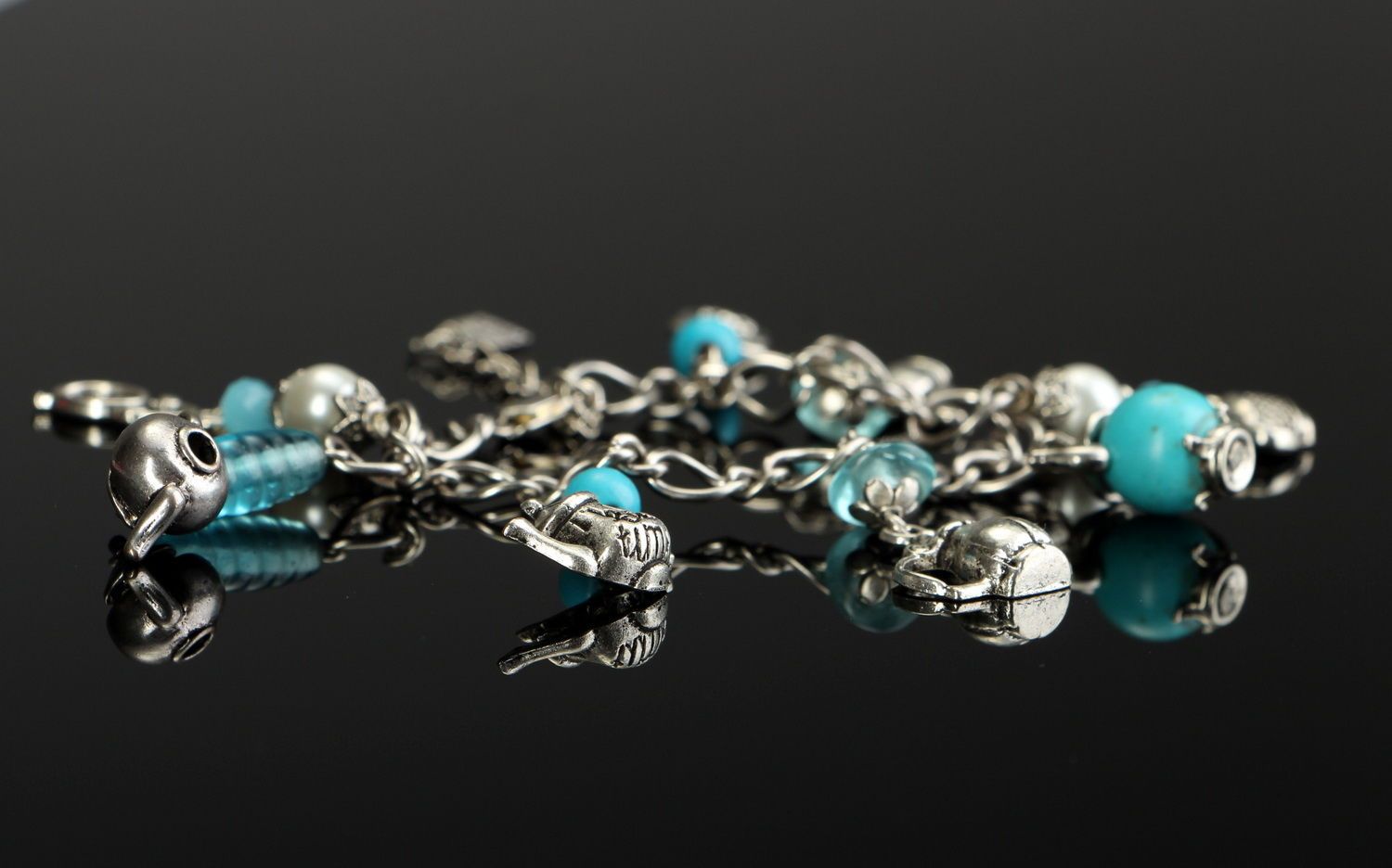 Wrisr bracelet with turquoise and crystal photo 1