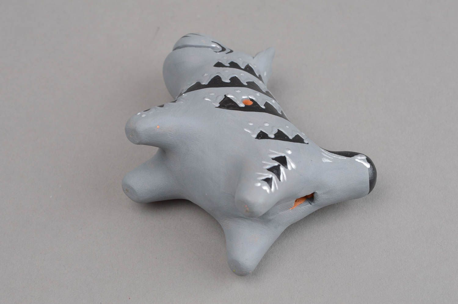 Sifflet jouet fait main Instrument de musique Figurine loup gris en céramique photo 4