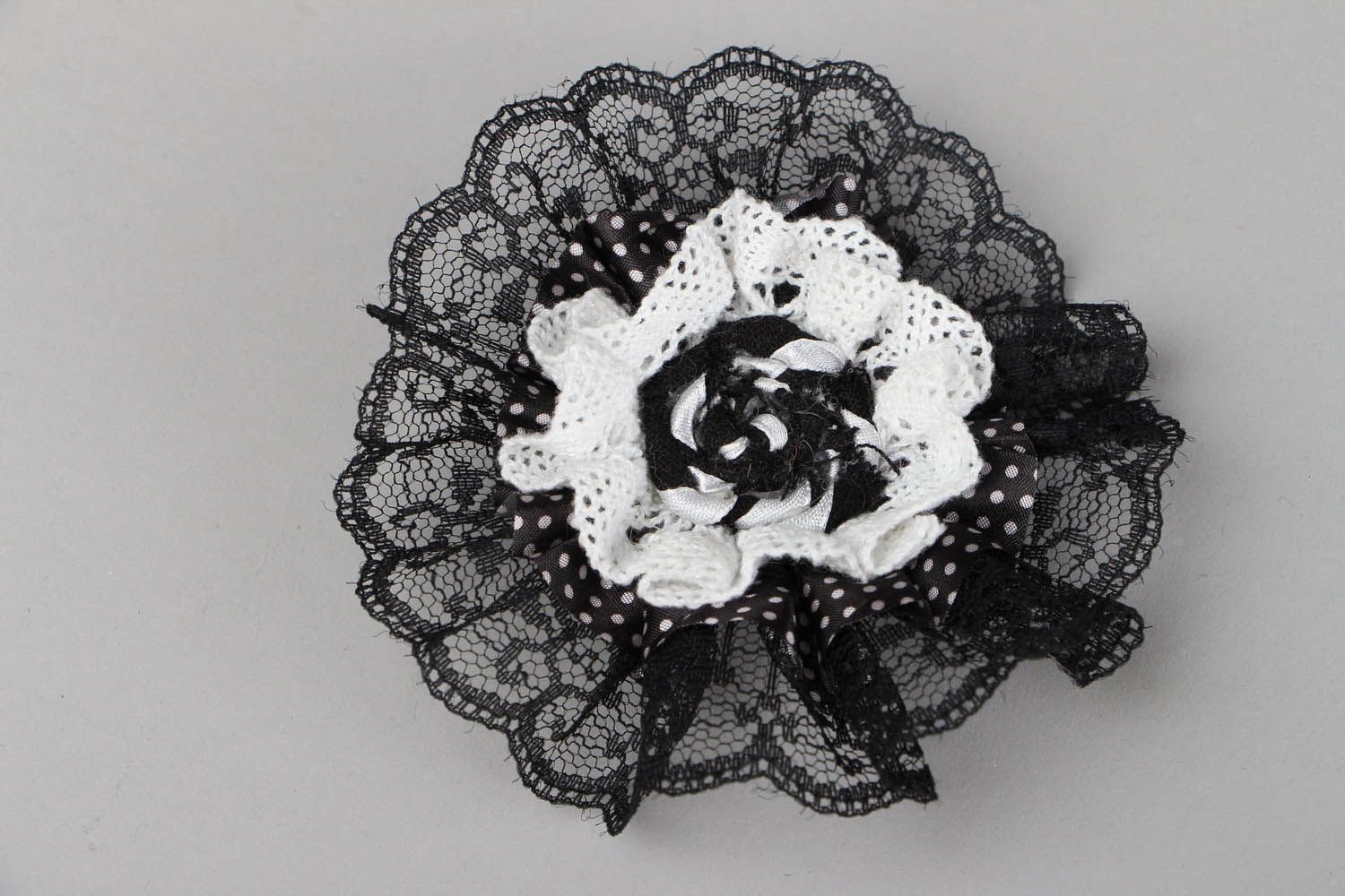 Black and white brooch-hairpin  photo 1