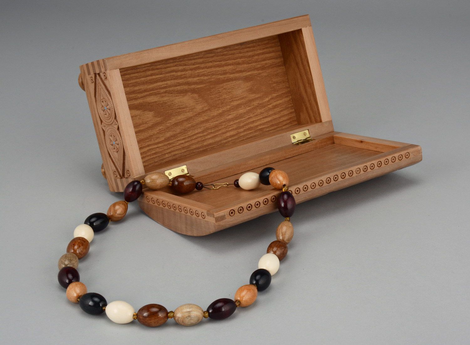 Handmade wooden beads photo 3