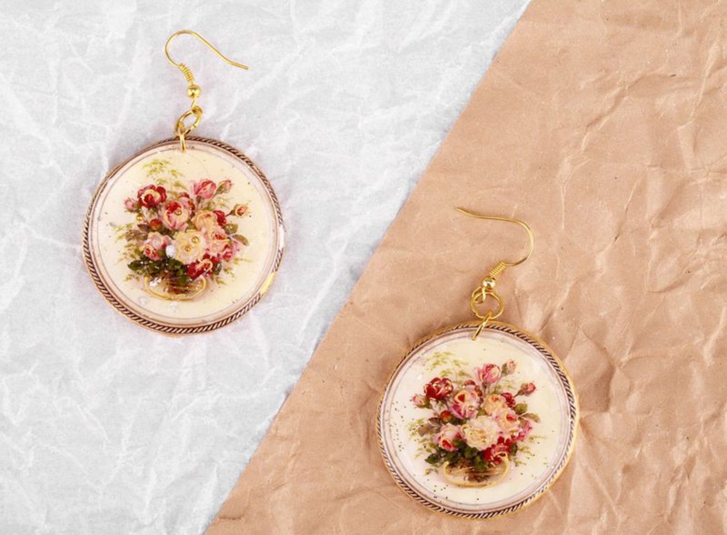 Boucles d'oreilles pendantes rondes avec fleurs Bouquet de fleurs vintages photo 1