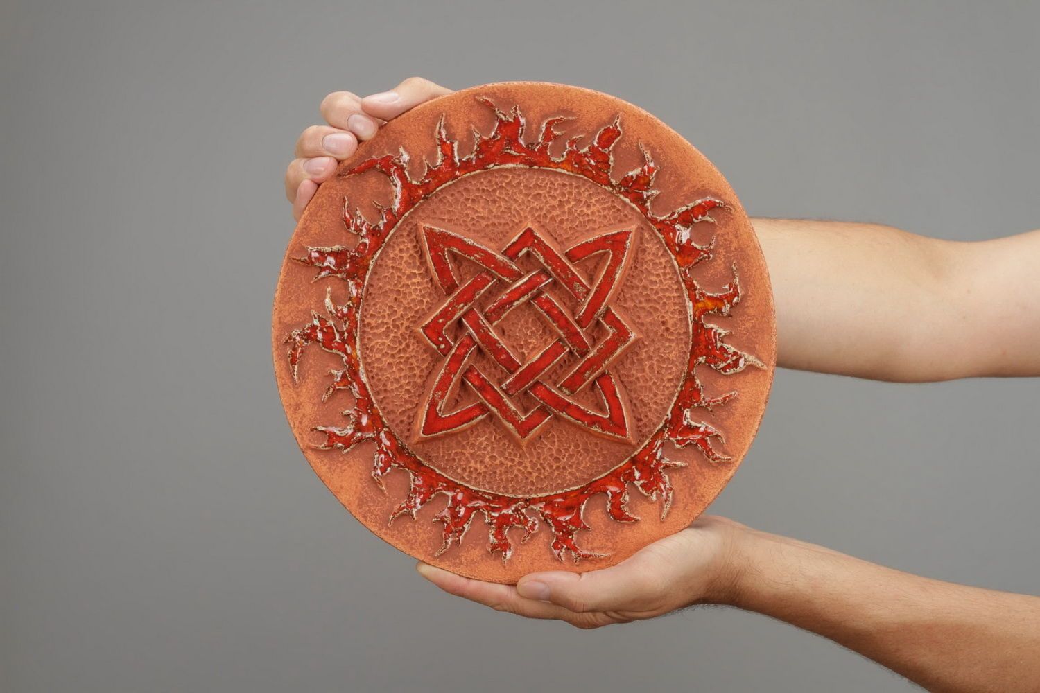 Assiette en céramique faite main Étoile de Rus' photo 5