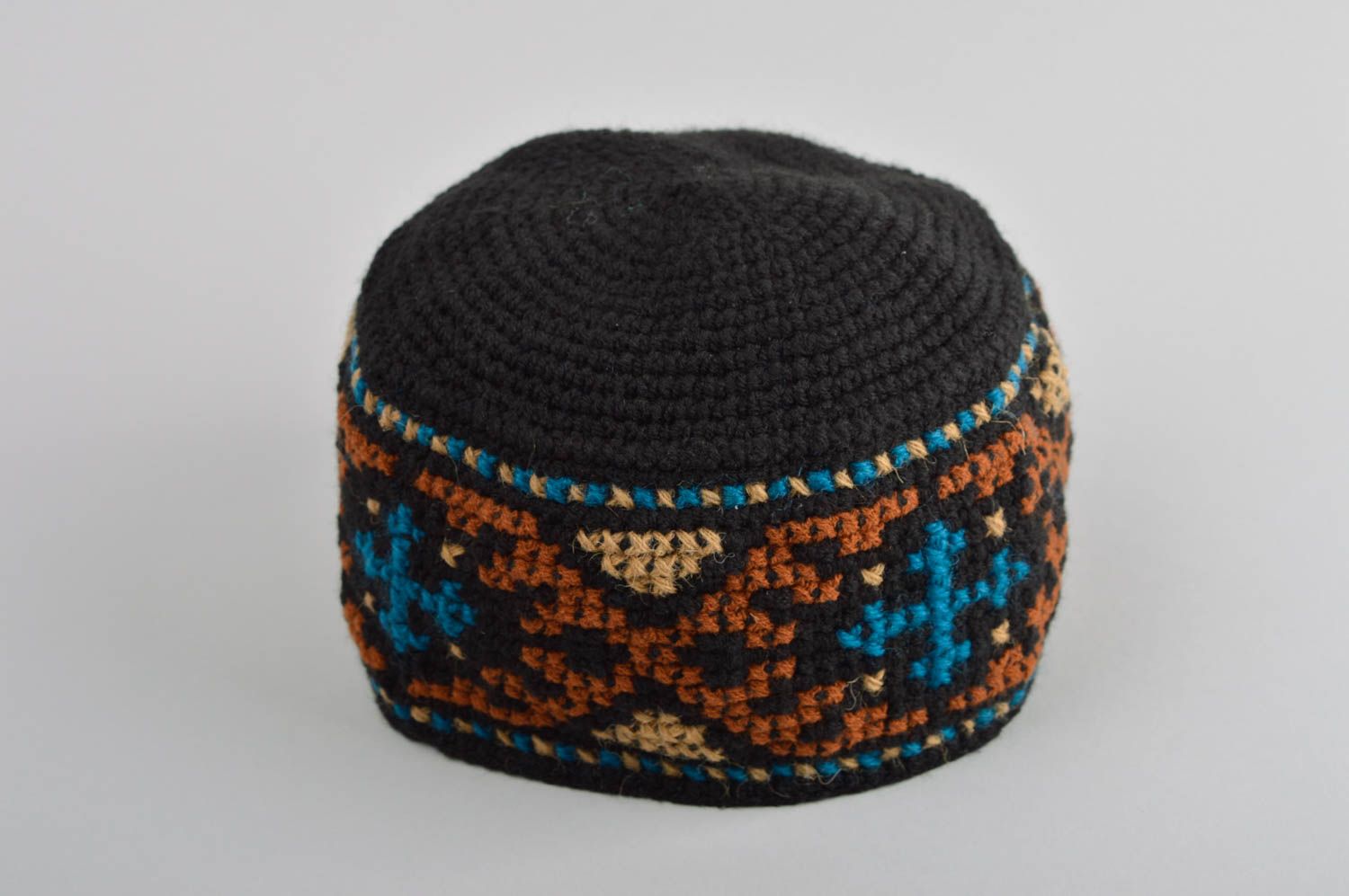 Вязаная шапка ручной работы мужская шапка красивая зимняя шапка из шерсти фото 3