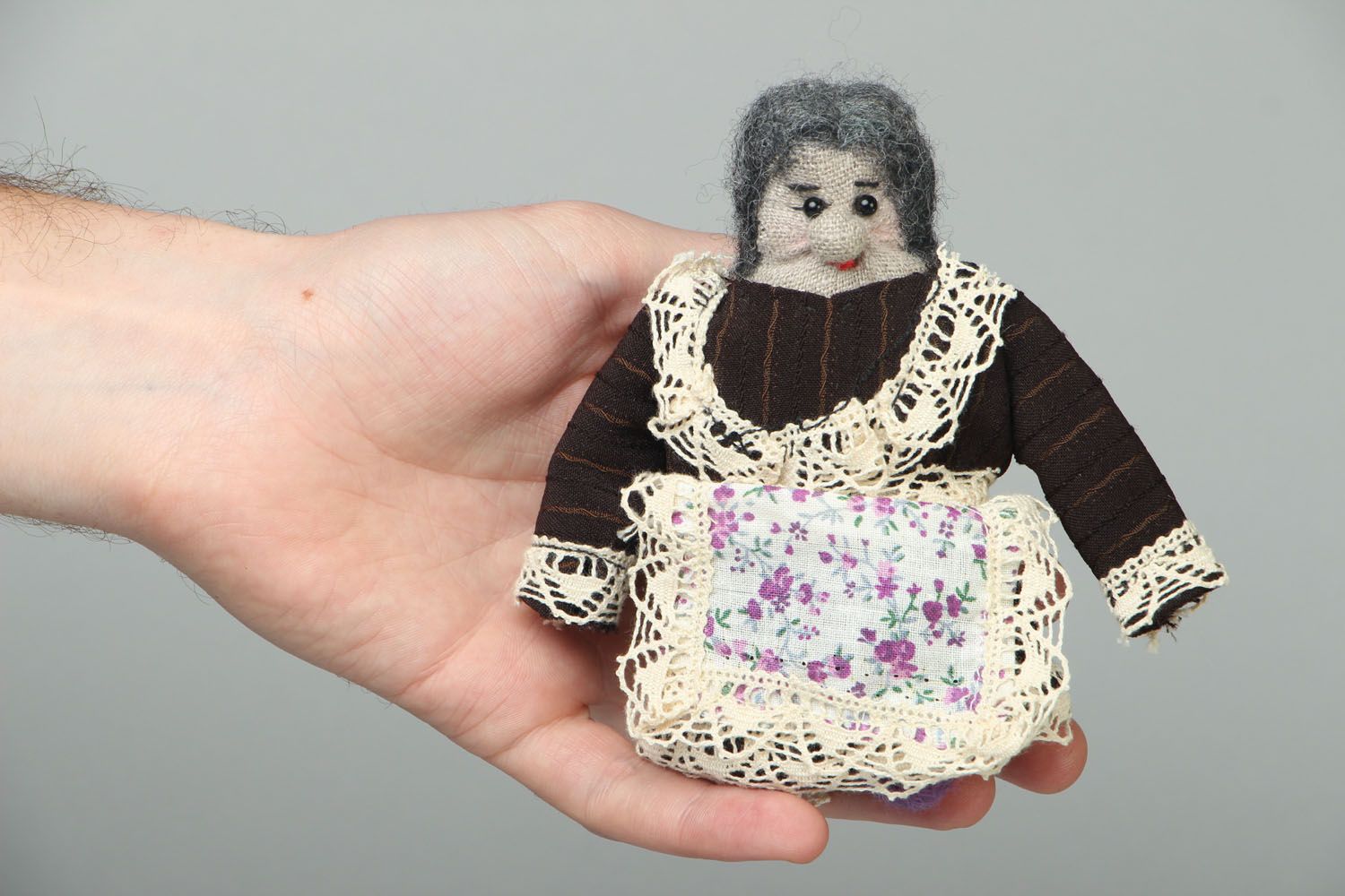 Homemade fabric doll Granny photo 4