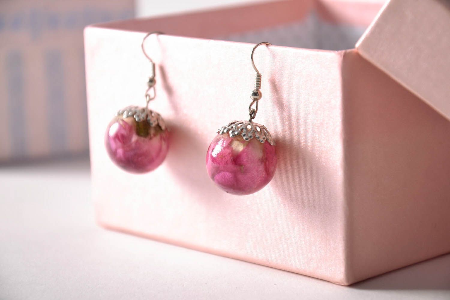 Earrings with roses photo 3