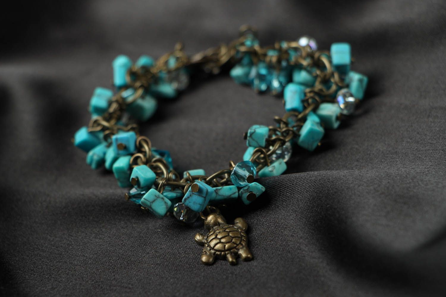 Bracelet fait main avec turquoise et cristal photo 2