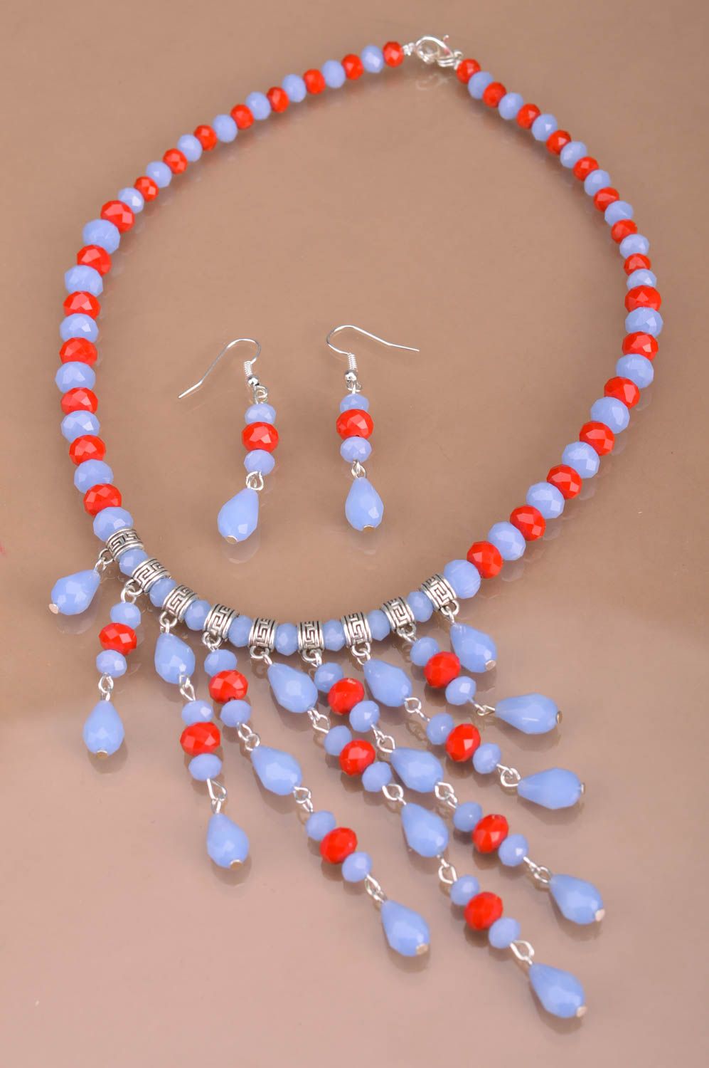 Handmade blue and red faceted bead jewelry set earrings and massive necklace photo 2