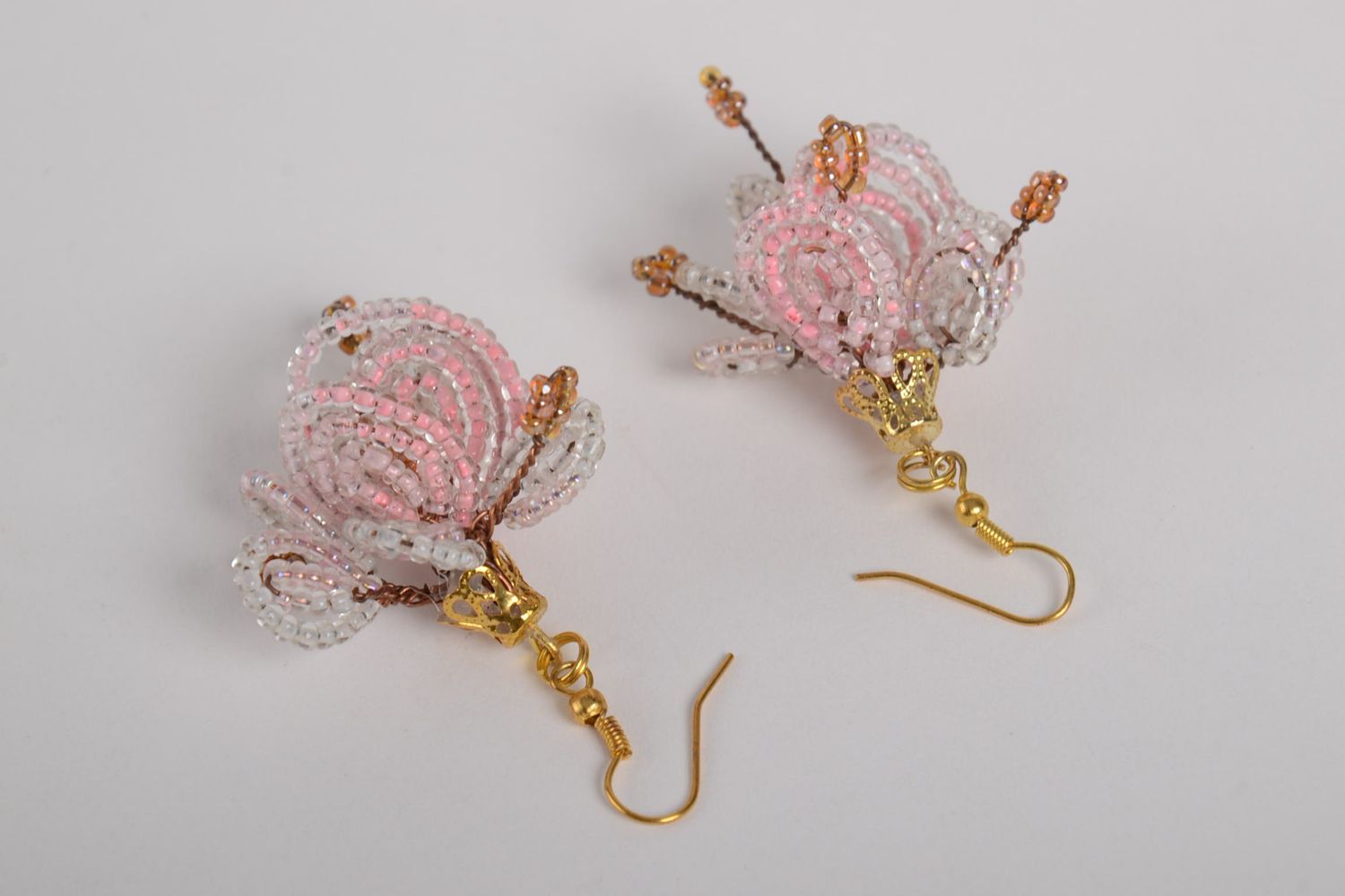Ohrringe aus Draht Handmade Ohrringe feiner Glasperlen Schmuck in Rosa foto 3