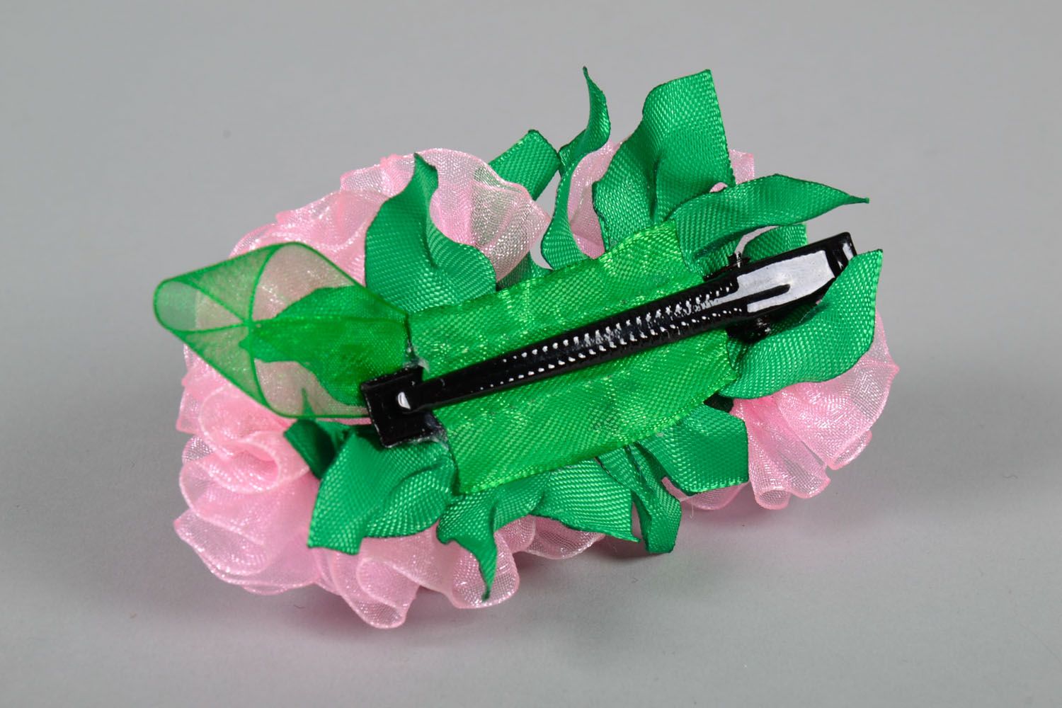 Haarspange Blume aus Atlasbändern foto 4