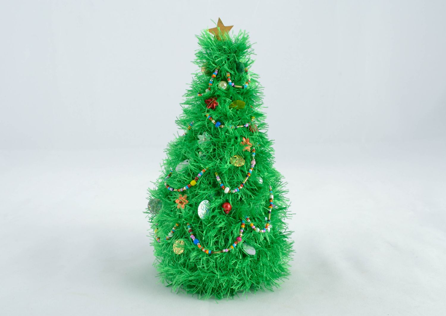Juguete tejido a ganchillo árbol de Navidad  foto 2