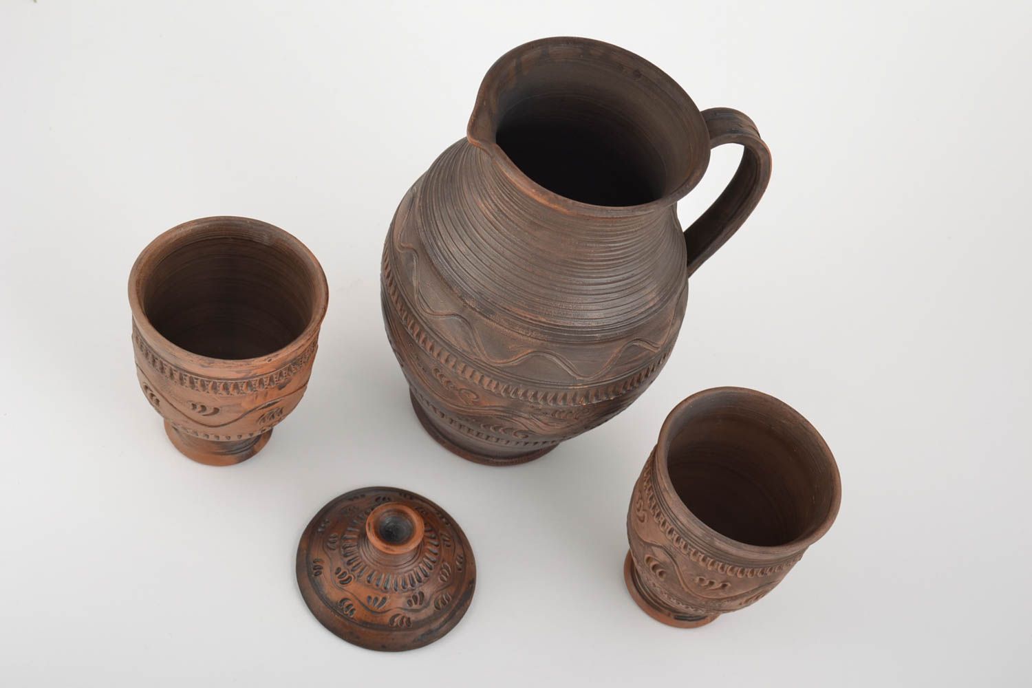 Conjunto de vajilla cerámica jarra y copas artesanales tratadas por leche 3 piezas foto 4