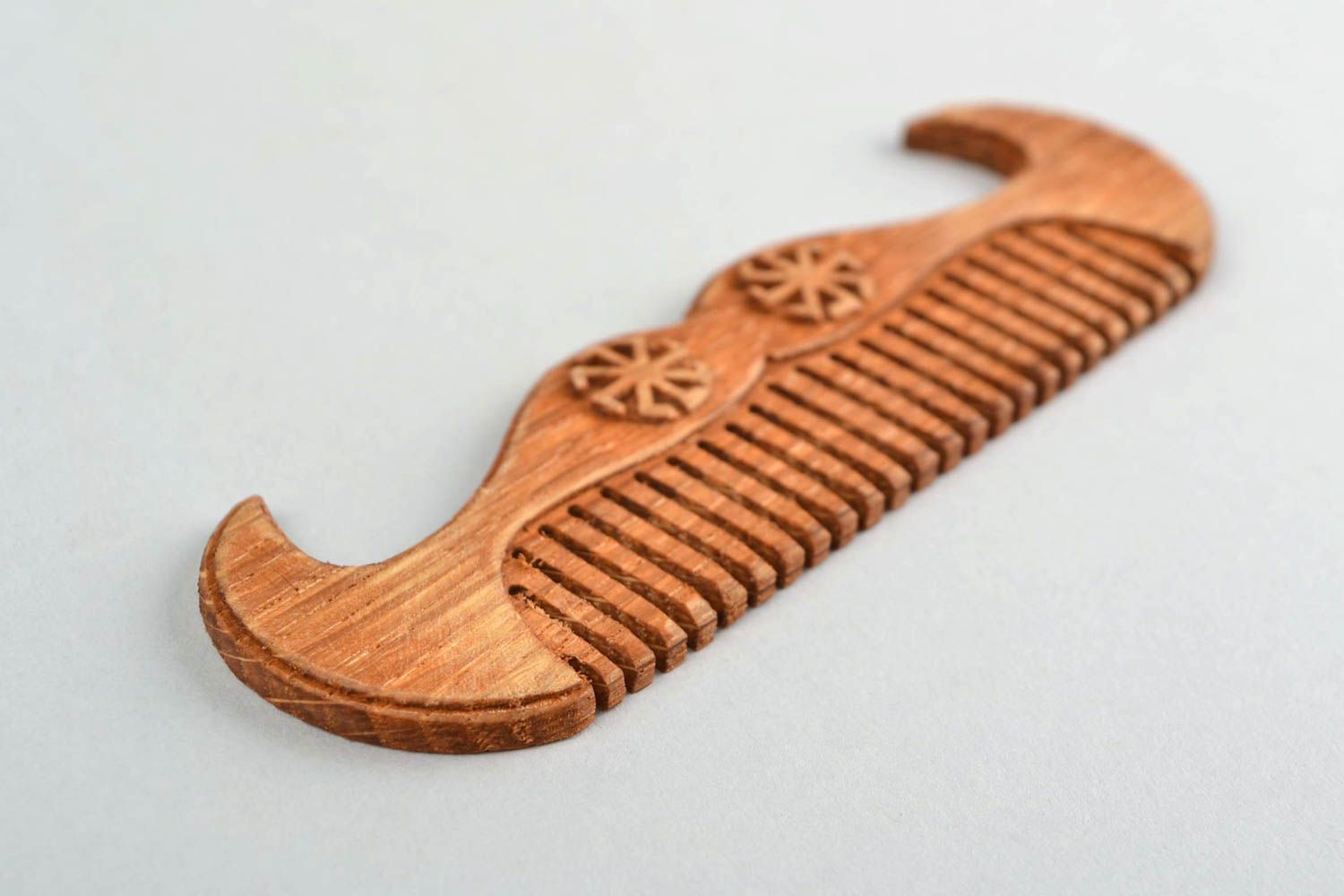Wooden handmade comb for beard and mustache accessory for men photo 3