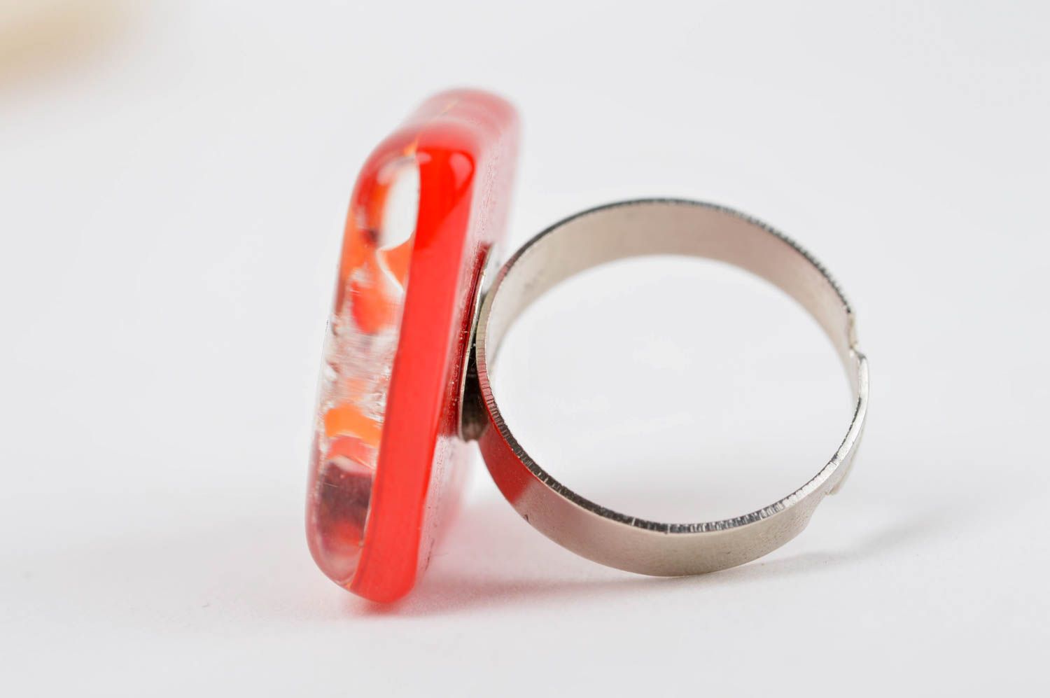 Кольцо ручной работы кольцо из стекла бижутерия из стекла красная стильная фото 2