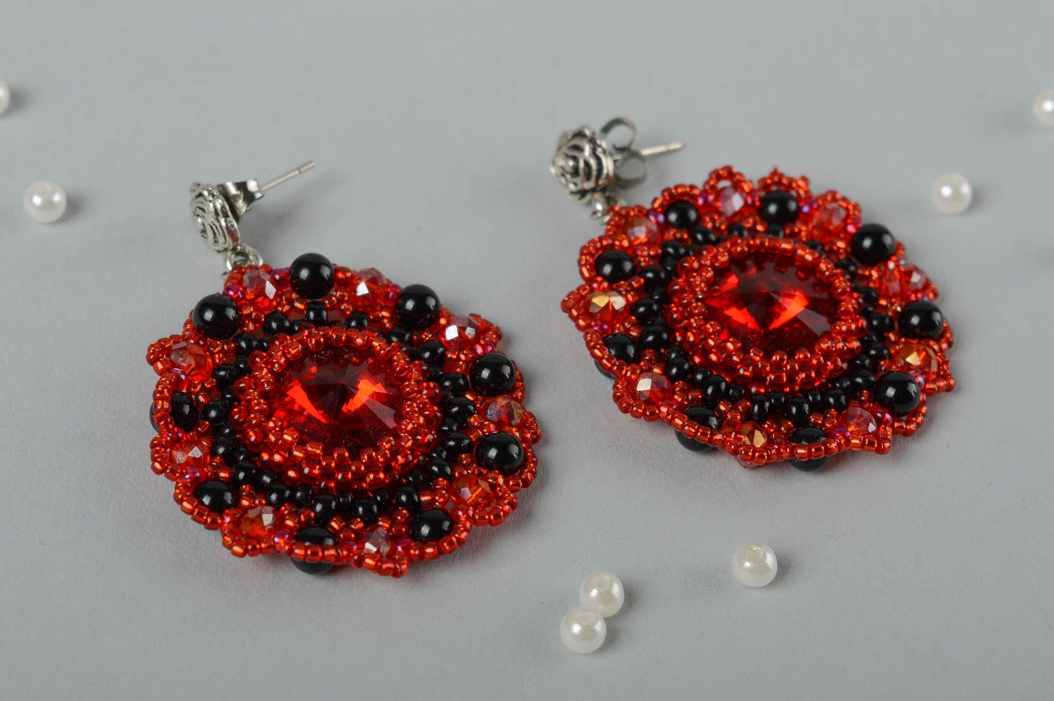 Boucles d'oreilles pendantes Bijou fait main rouge noir agate Cadeau femme photo 1