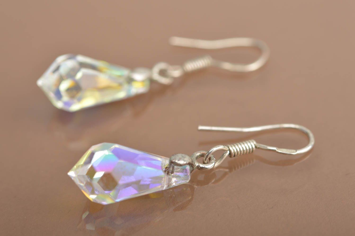 Boucles d'oreilles pendantes transparentes faites main en cristaux autrichiens photo 2