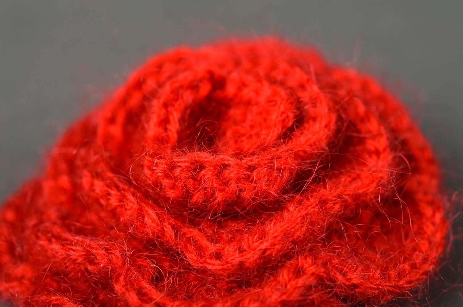 Élastique cheveux fait main Accessoire coiffure Cadeau fille rouge tricoté photo 3