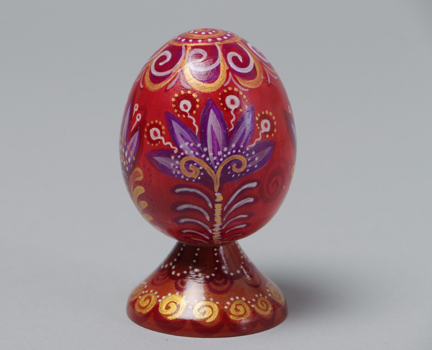 Handmade beautiful painted wooden egg on stand Easter decorative ideas for home  photo 2