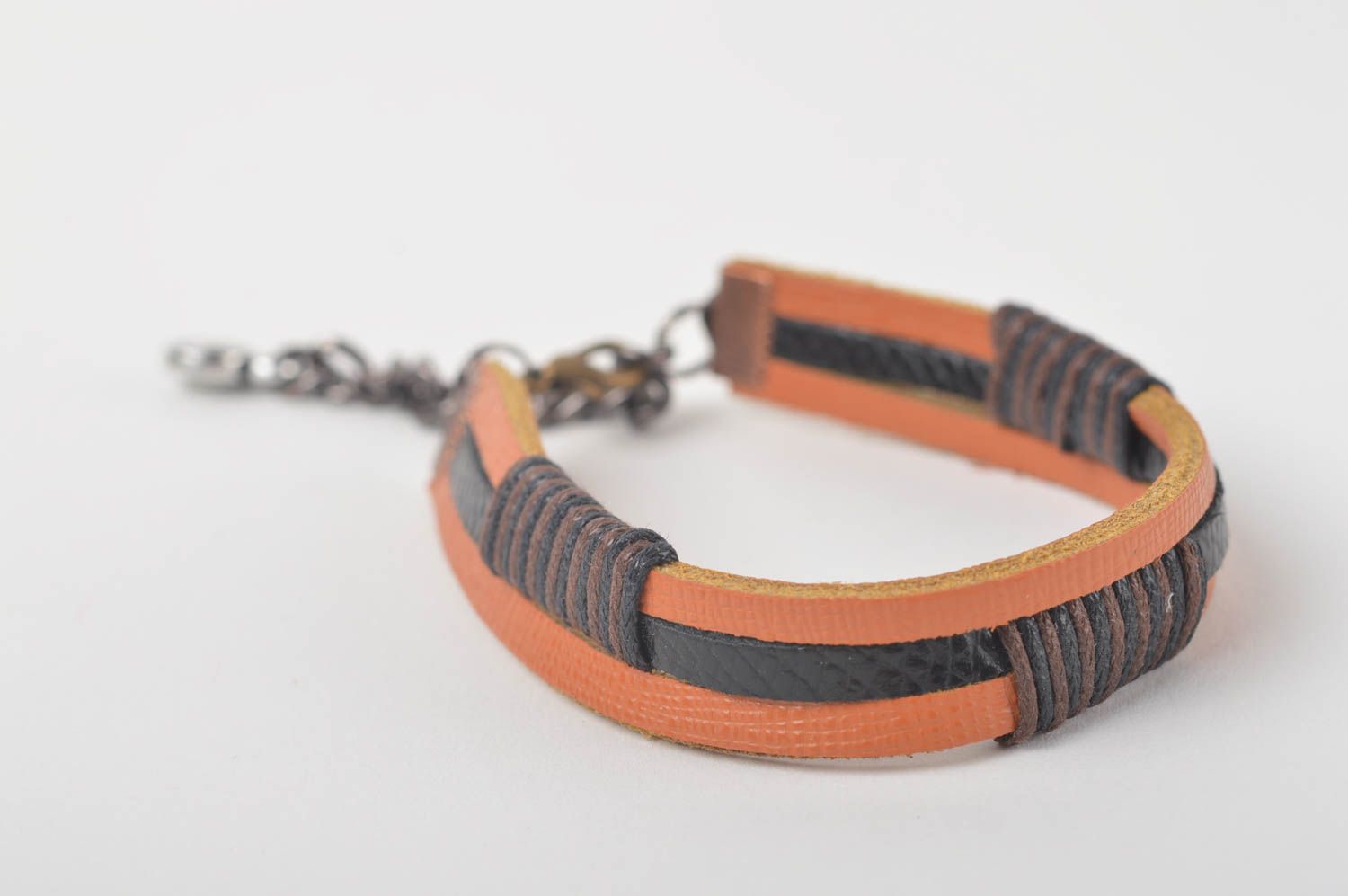 Handmade genuine leather bracelet wrist bracelet designs fashion trends photo 2