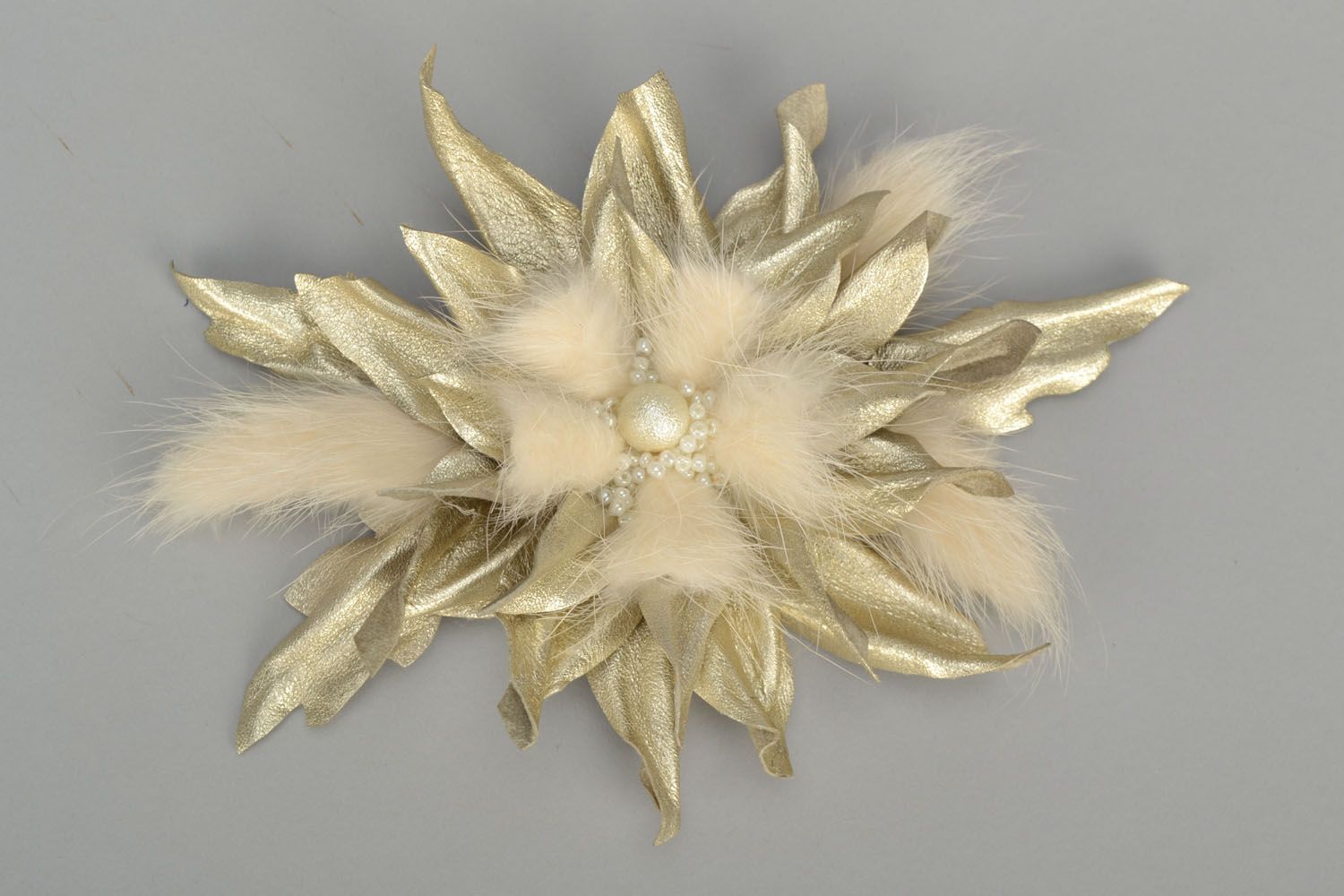 Barrette à cheveux faite main fleur blanche de grande taille originale  photo 1