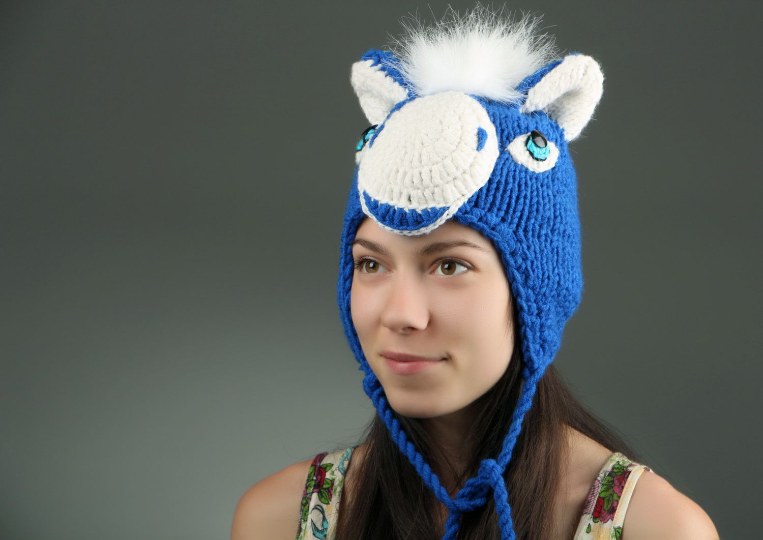 Knitted earflap made of semi-wool with artificial fur photo 5