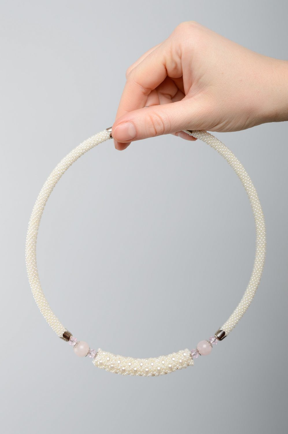 Collier spirale en perles de rocaille avec perles d'imitation fait main  photo 3