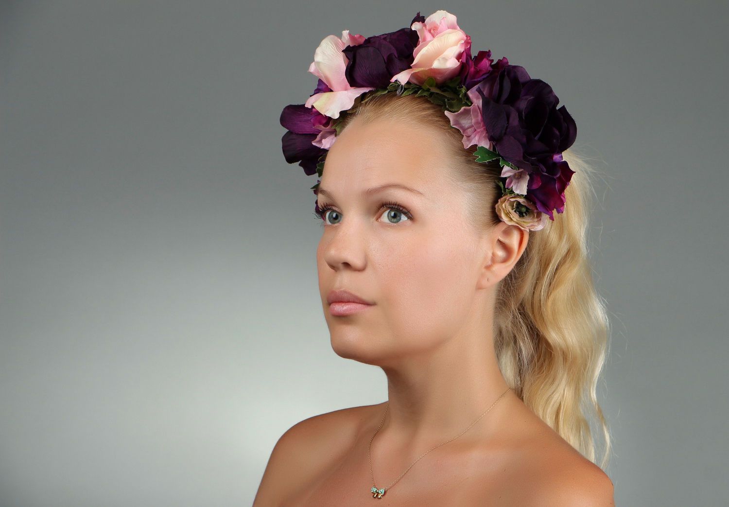 Headband with flowers photo 5