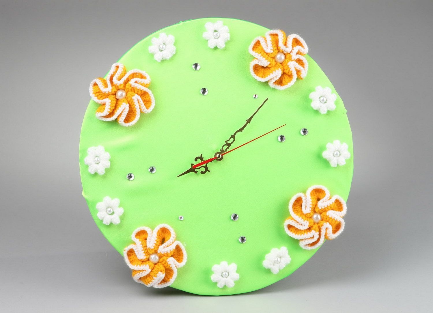 Handmade clock with flowers photo 1
