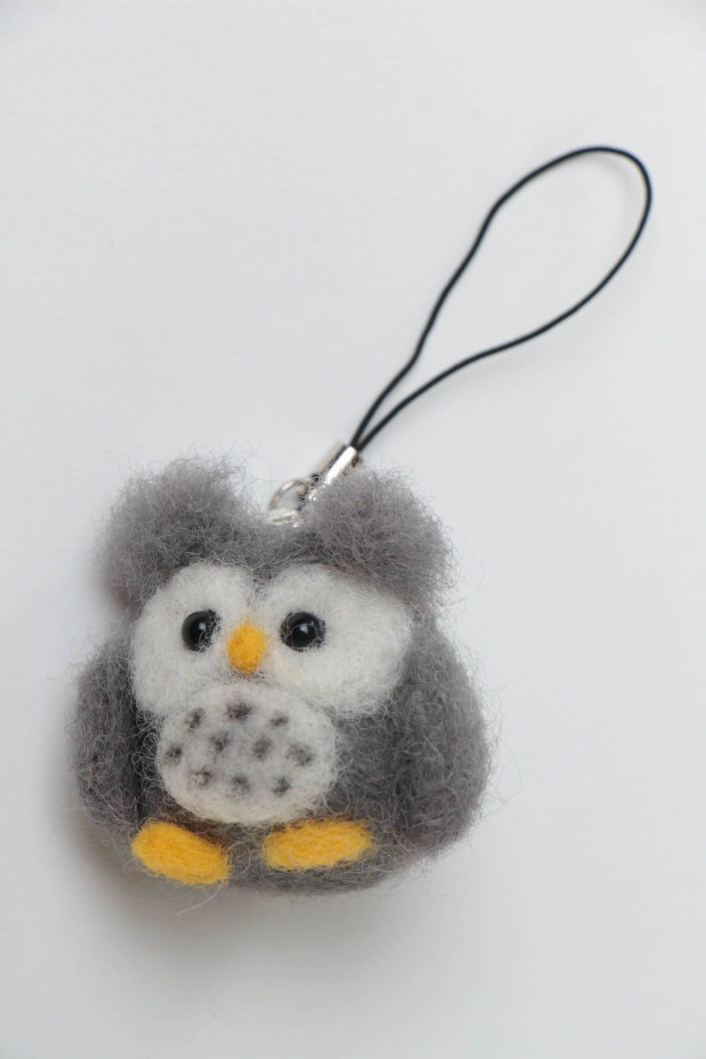 Beautiful handmade designer small felted wool keychain toy owl photo 3