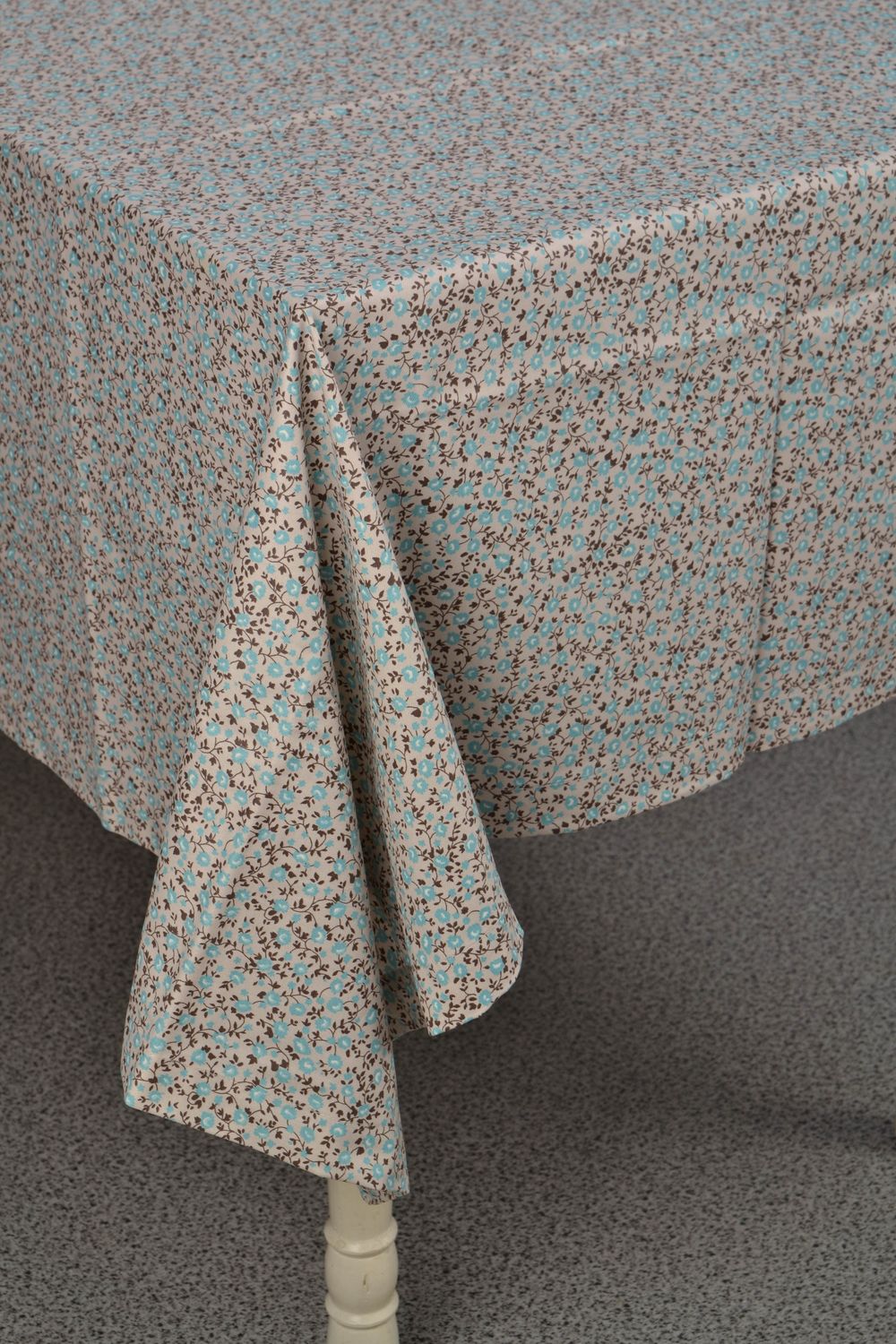 Rectangular tablecloth with small flower print photo 3