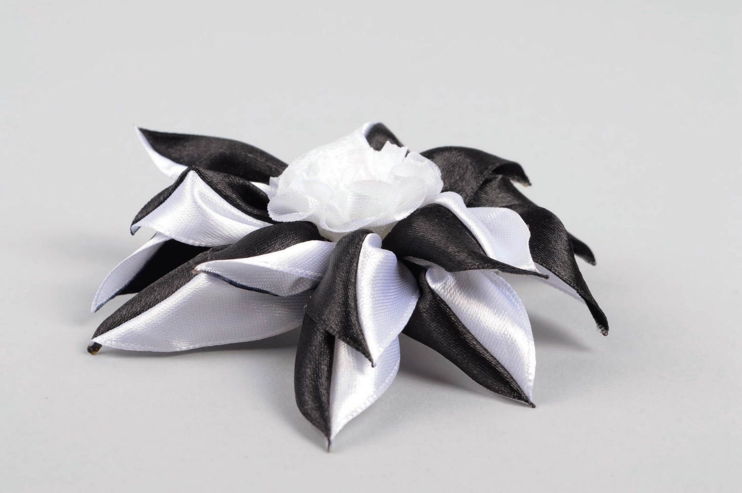 Handmade designer hair clip black and white accessory flower hair clip photo 3