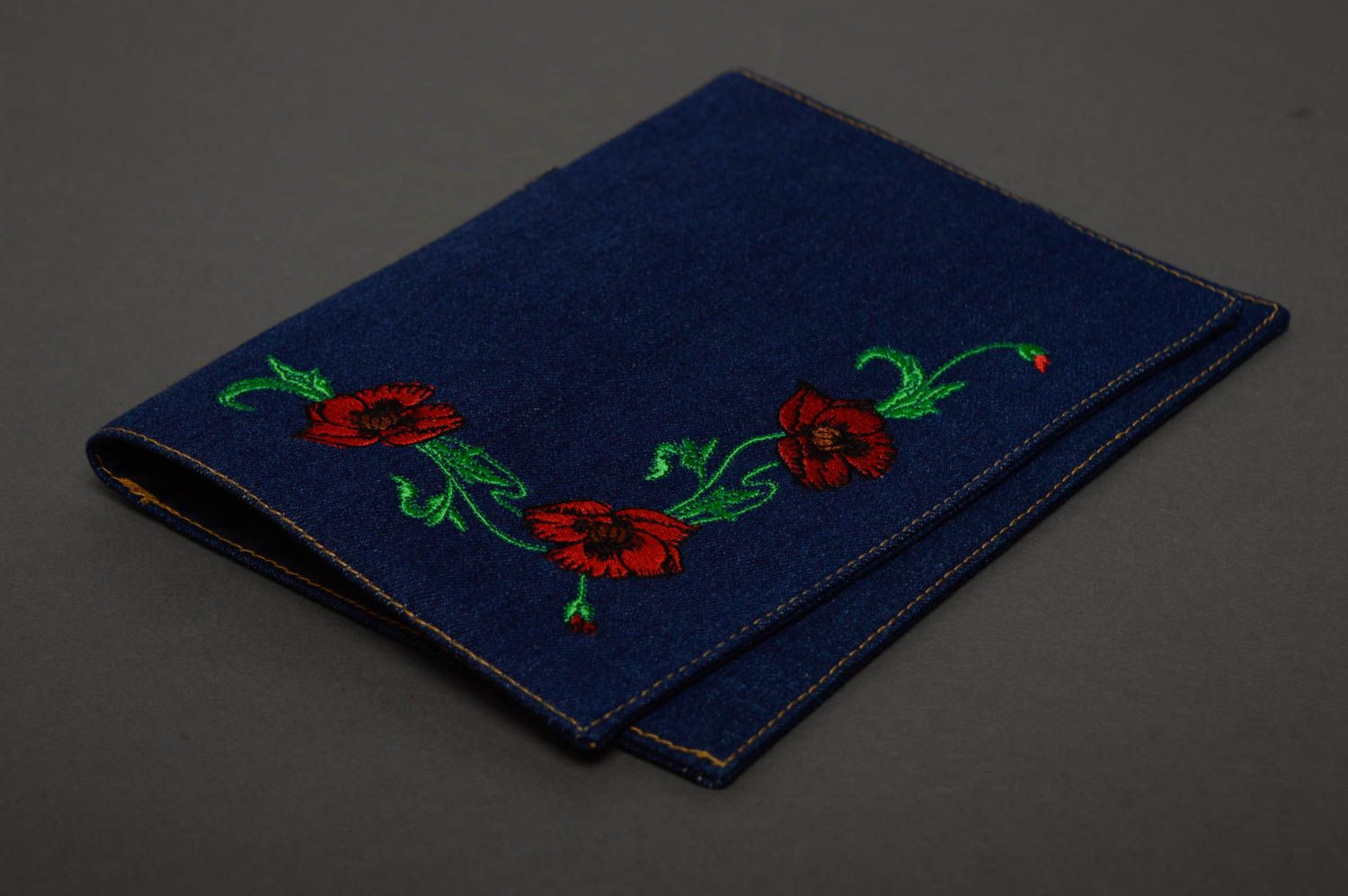 Housse de carnet faite main originale en jean accessoire avec broderie photo 1