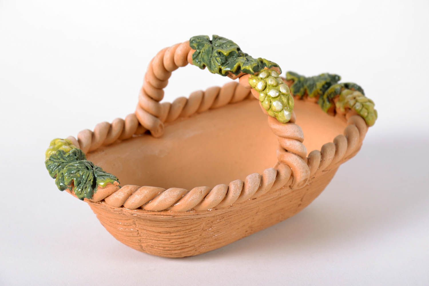 Ceramic basket photo 3