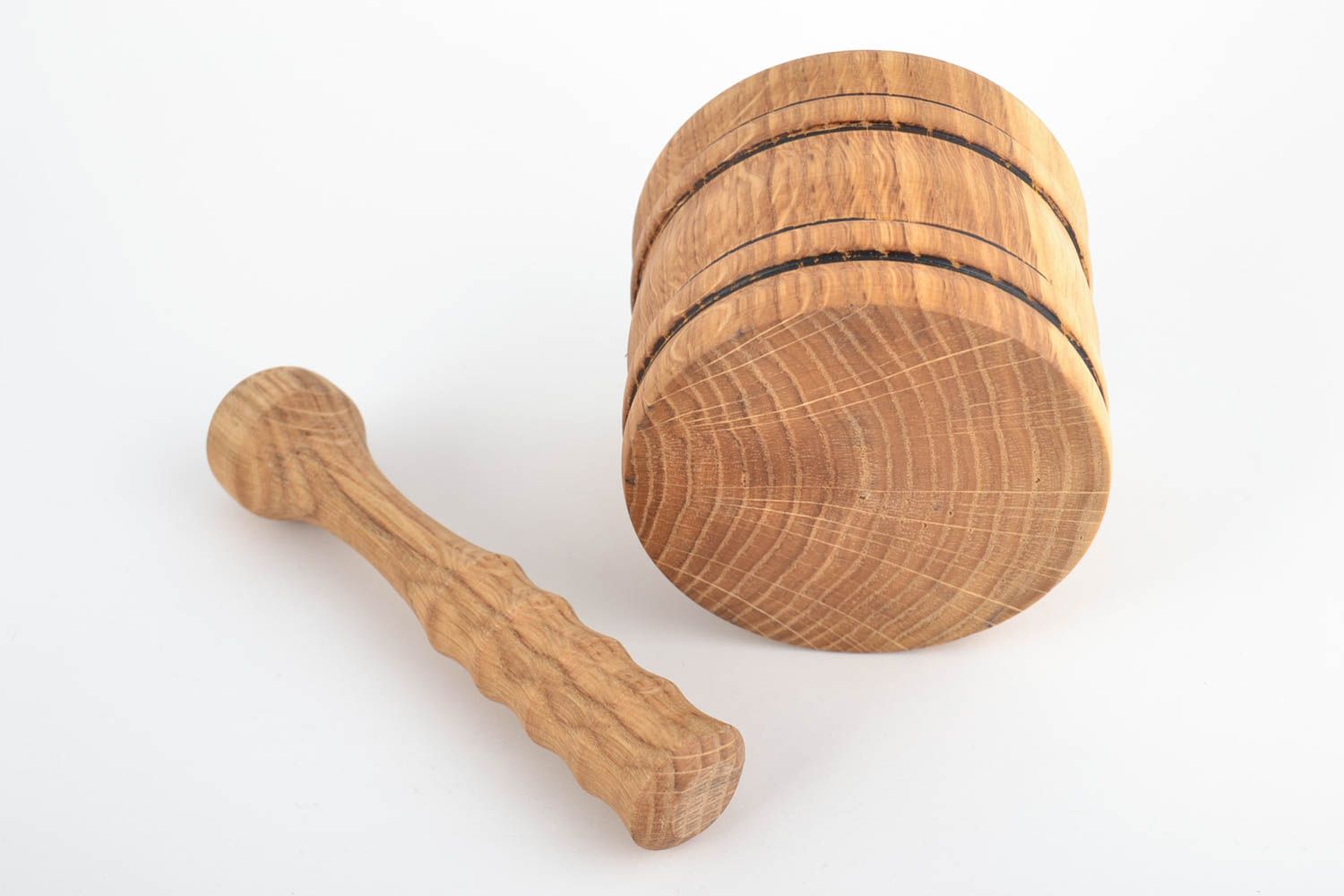 Handgemachter Öko Mörser aus Holz mit Stößel 600 ml ökologisch rein poliert foto 5