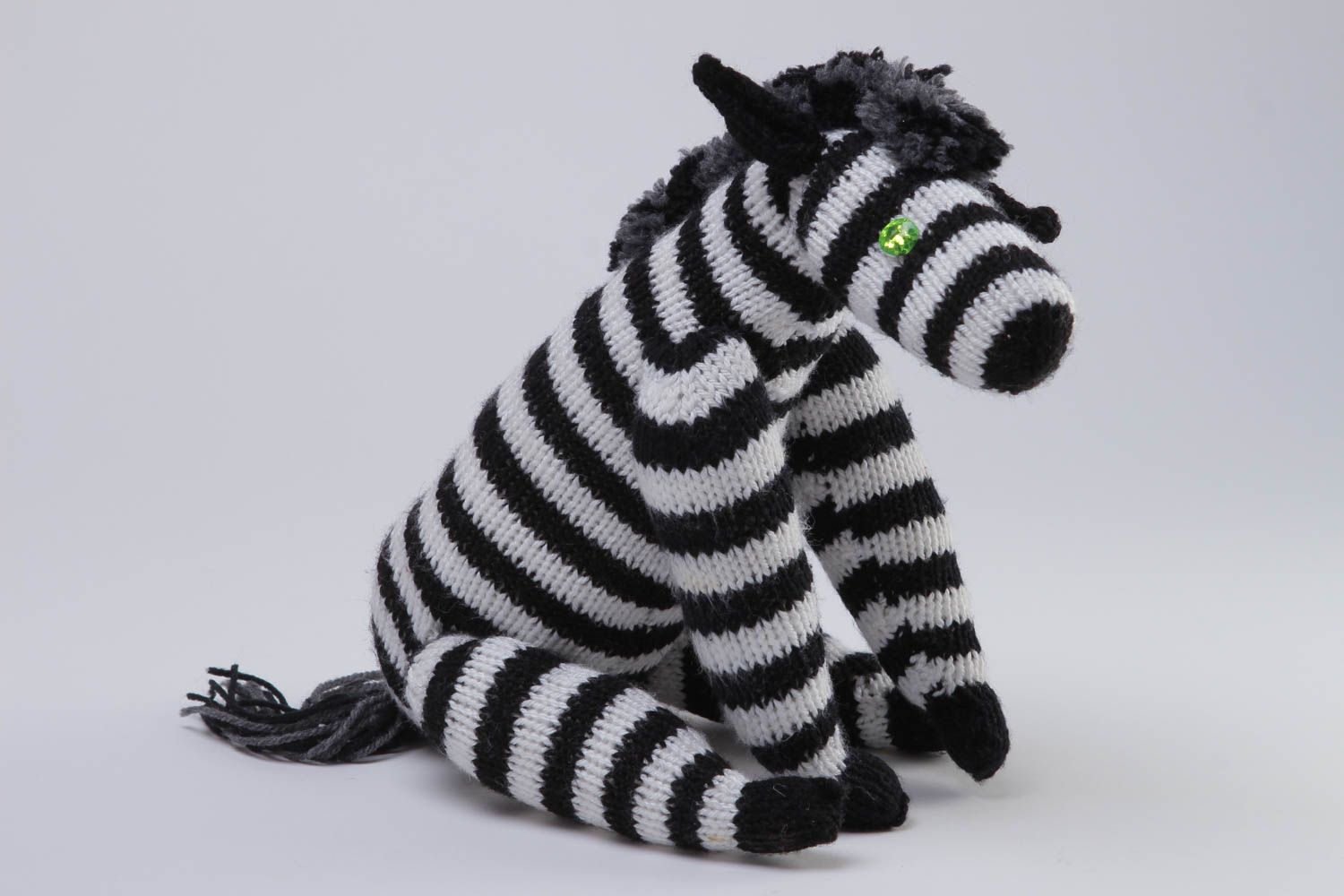 Giocattolo a maglia fatto a mano pupazzo morbido da bambini a uncinetto zebra foto 3