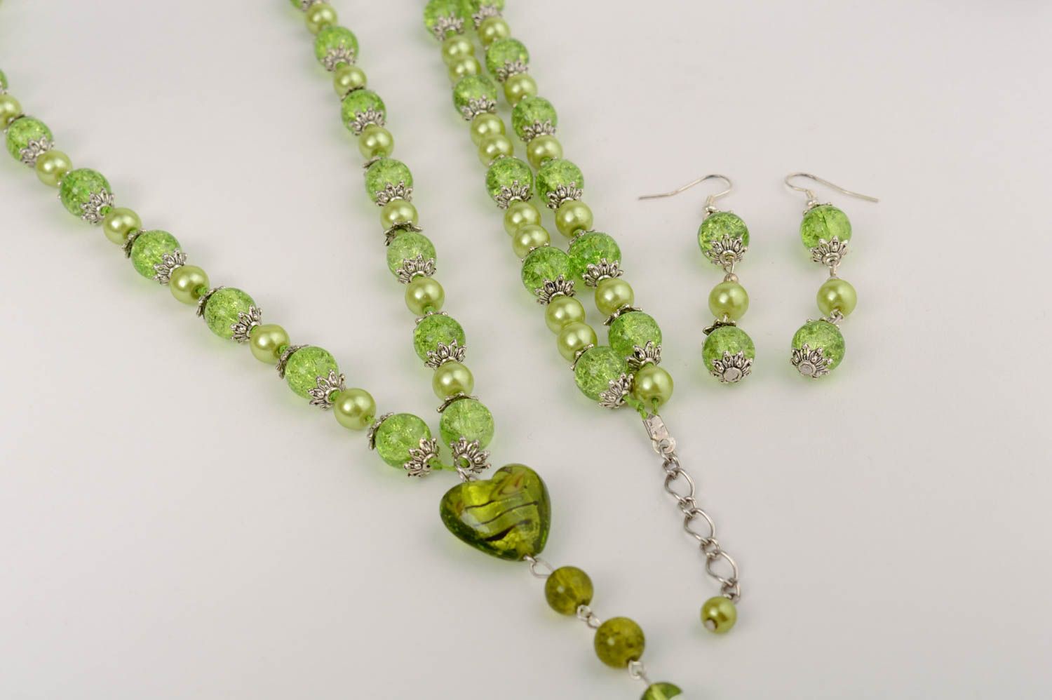 Handmade Venetian glass beaded green jewelry set necklace bracelet and earrings photo 1