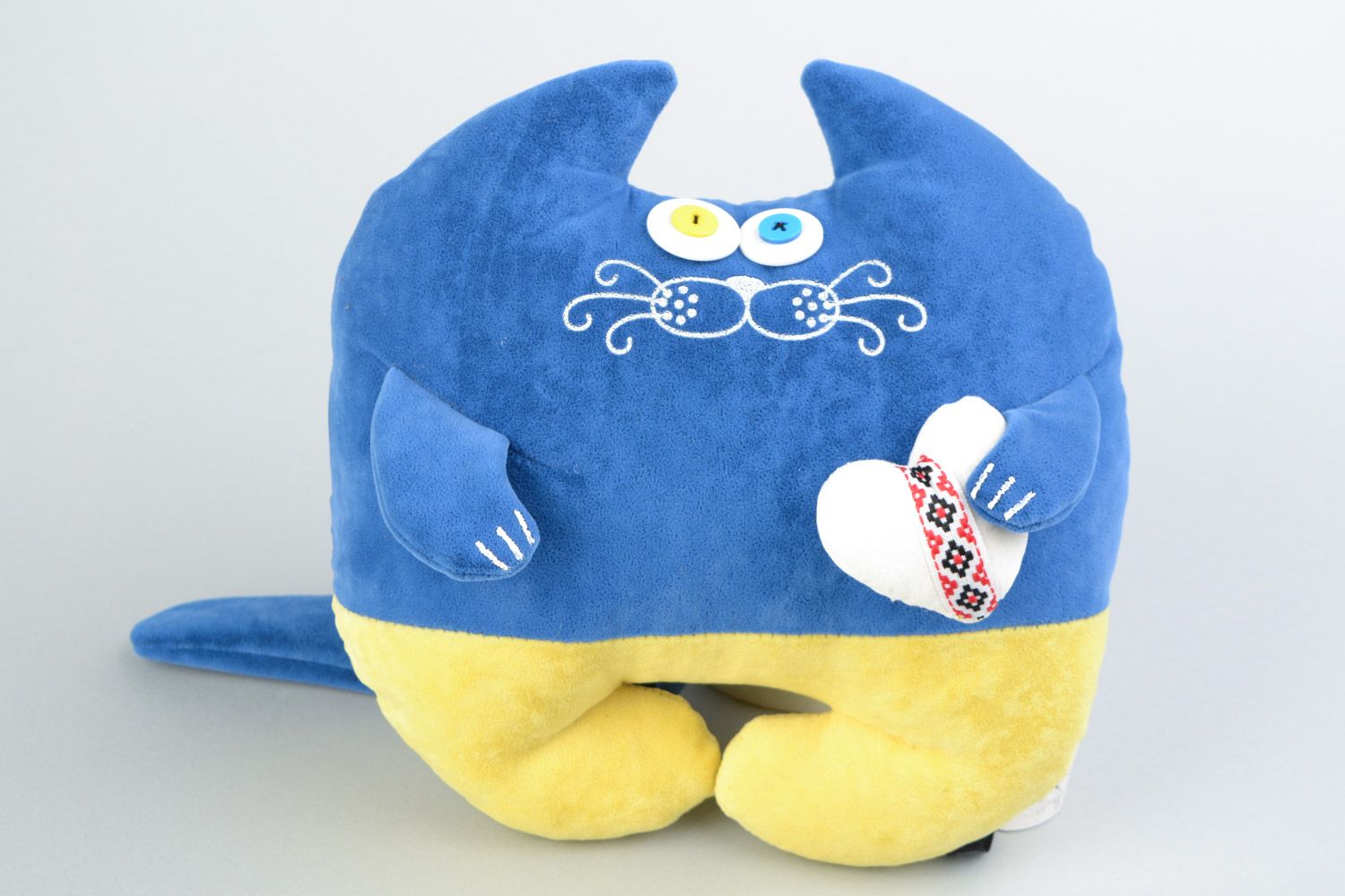 Handmade blue and yellow cushion in the form of cat made of flock photo 3