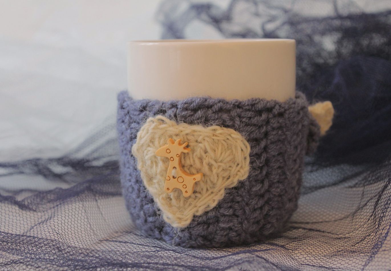 Knitted cup warmer photo 5