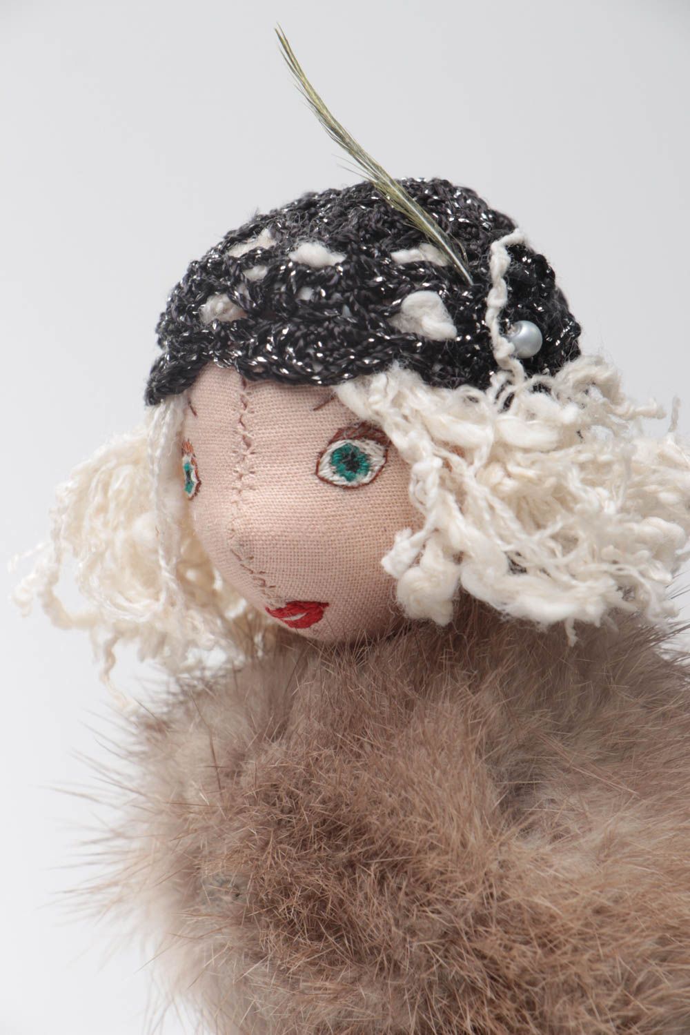 Авторская кукла ручной работы коллекционная на подставке Девочка в ретро стиле  фото 3