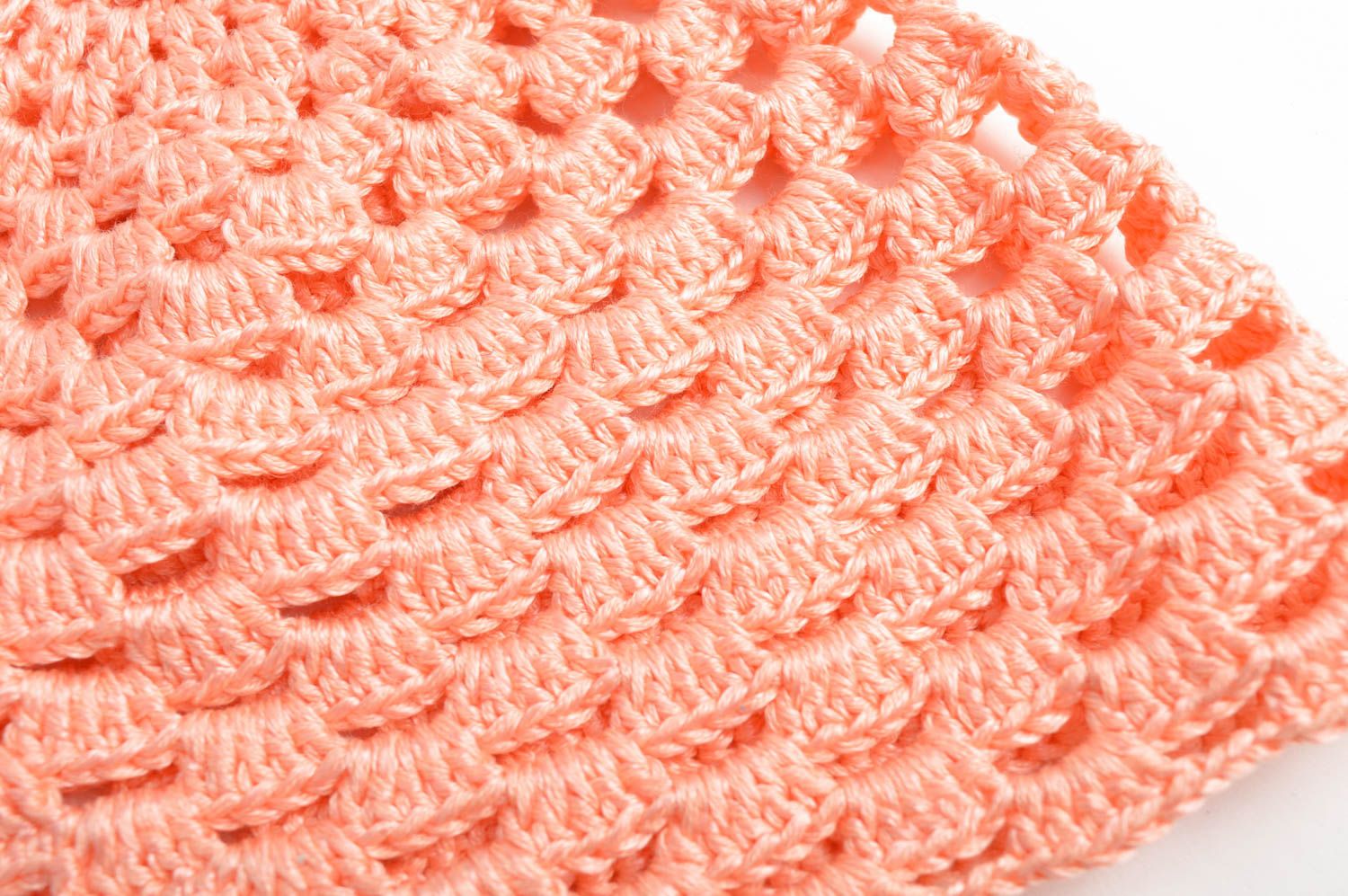Bonnet tricot Chapeau au crochet fait main couleur pêche design Vêtement fille photo 5