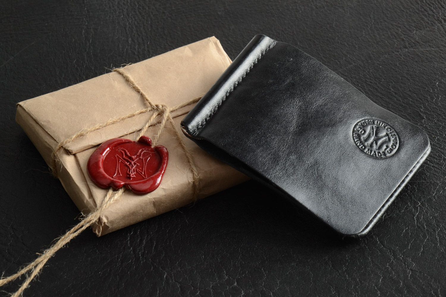 Petit portefeuille avec pince à billets noir orignal cuir naturel fait main photo 1