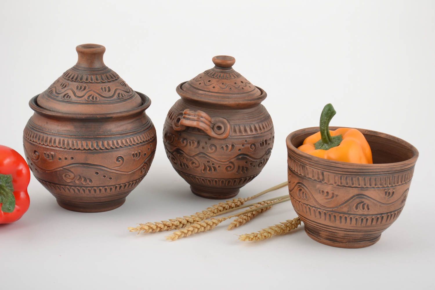 Beautiful design handmade clay cookware set 3 pieces pot and bowl photo 1