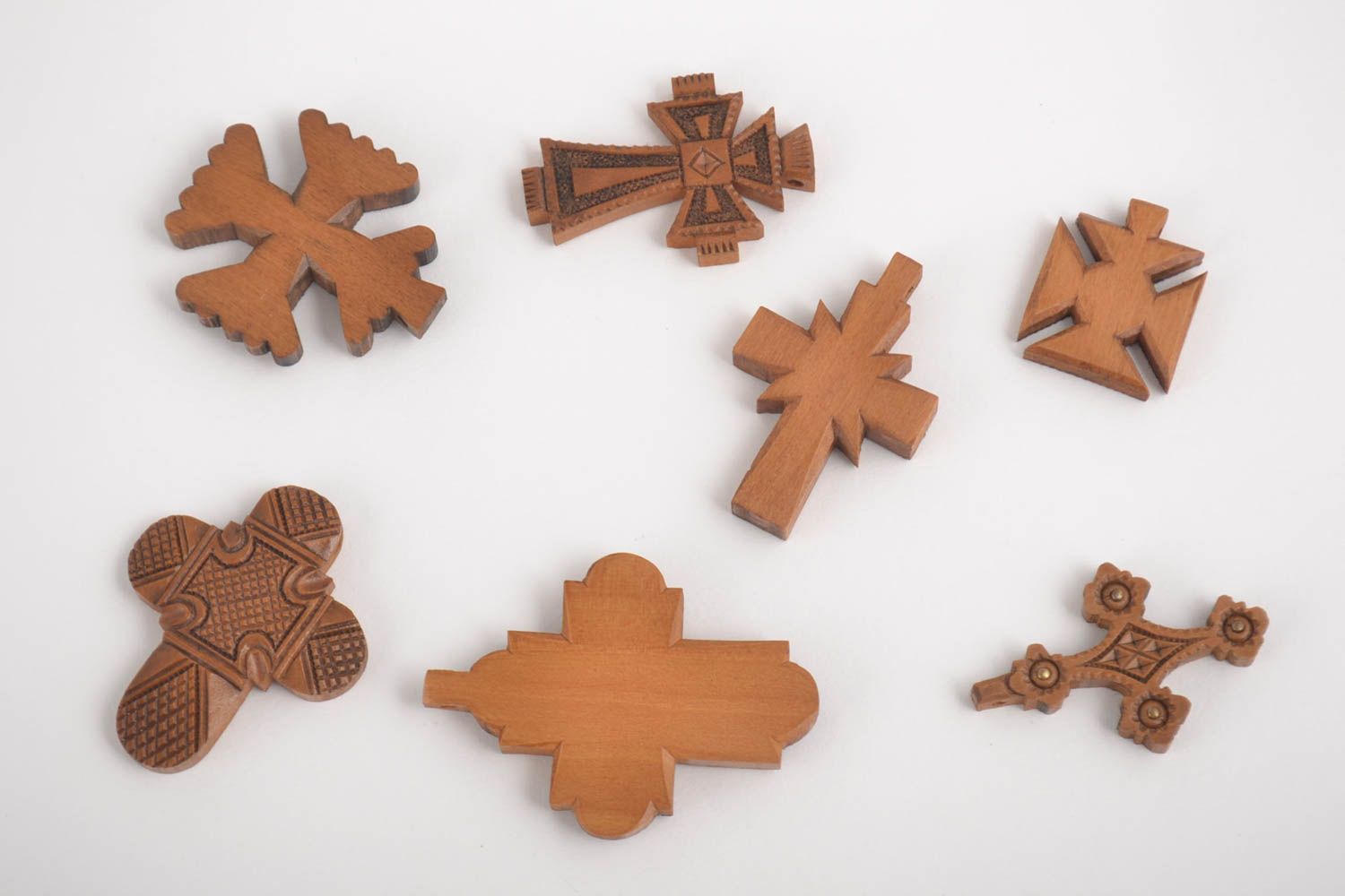 Croix pectorales fait main Pendentifs croix Bijoux ethniques bois 7 pièces photo 2