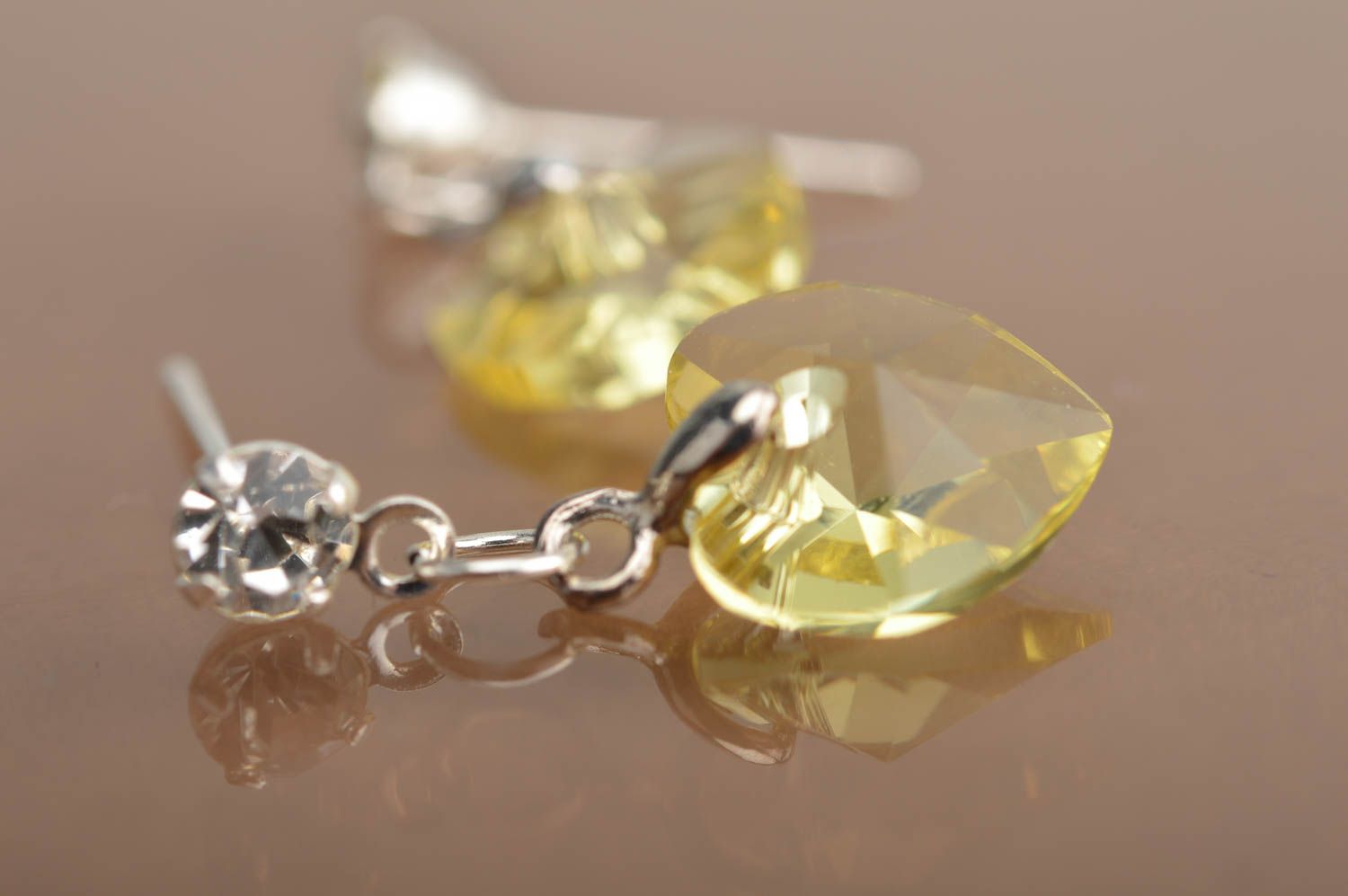 Boucles d'oreilles pendantes Bijou fait main Cadeau femme en cristal jaune photo 4