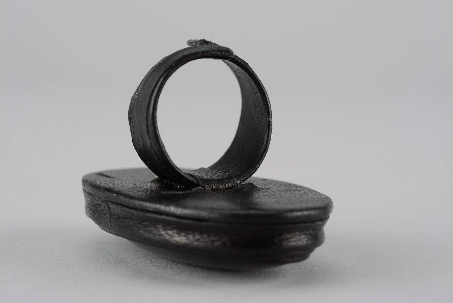 Ring made of leather and cow horn photo 3