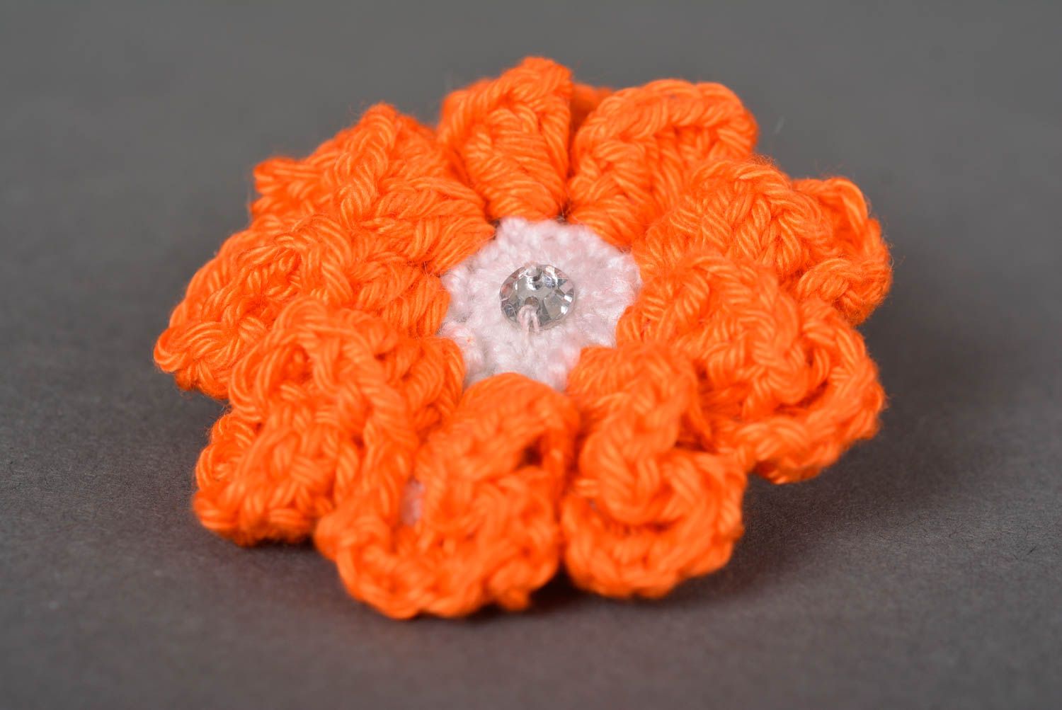 Handmade crocheted scrunchy hair accessories flower barrette for women photo 5