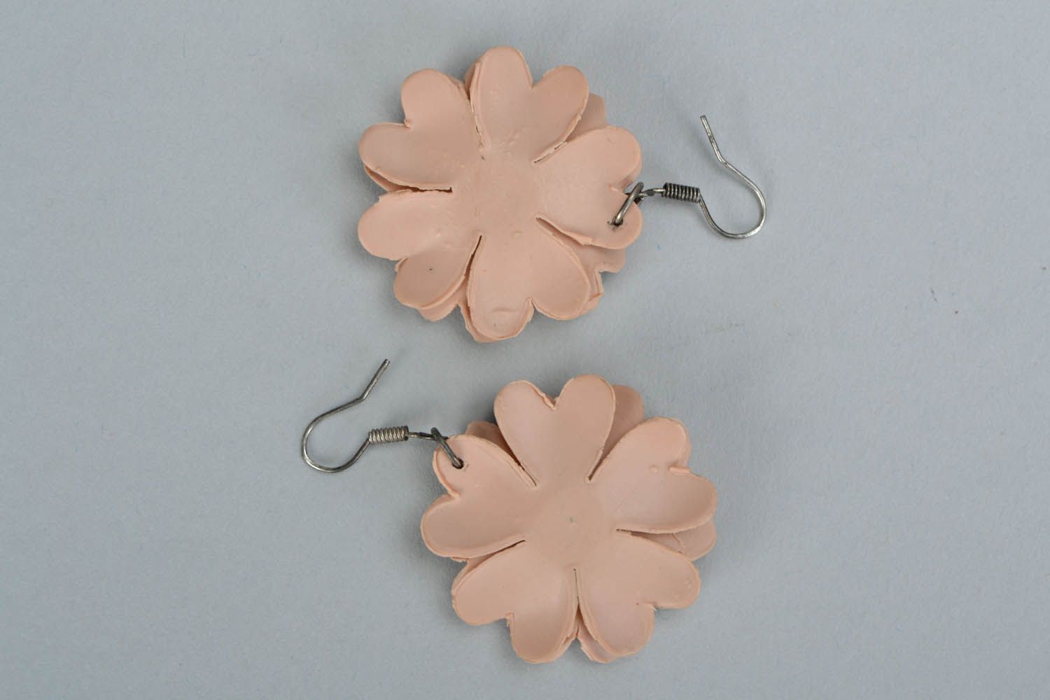 Polymer clay earrings in the shape of flowers photo 3