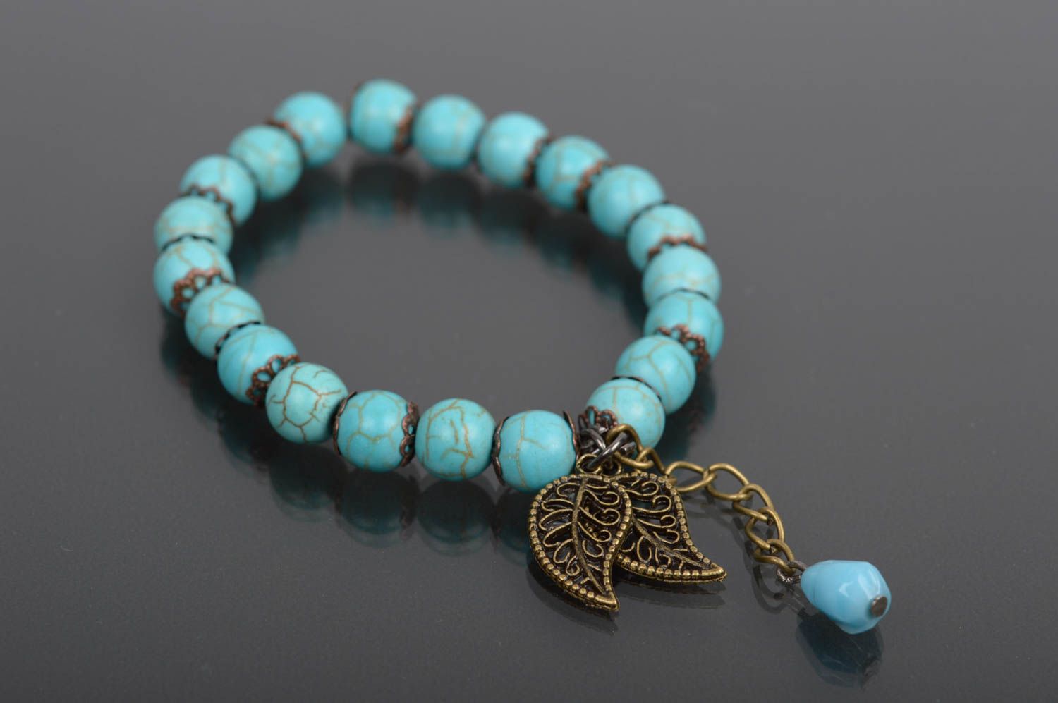 Bracelet en pierres Bijou fait main Accessoire femme perles turquoise  photo 1