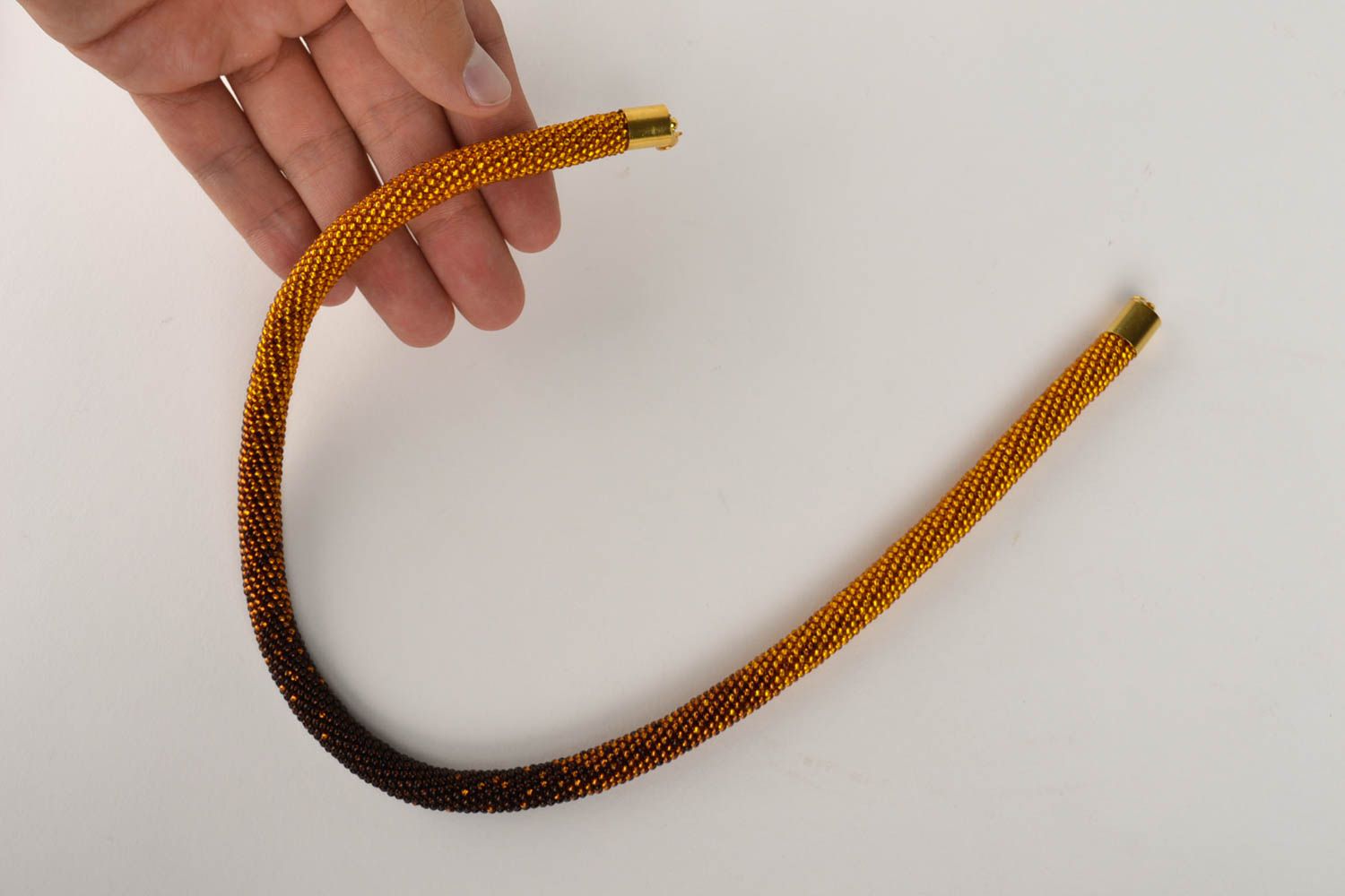 Collier spirale Bijou fait main noir doré perles de rocaille Cadeau femme photo 5
